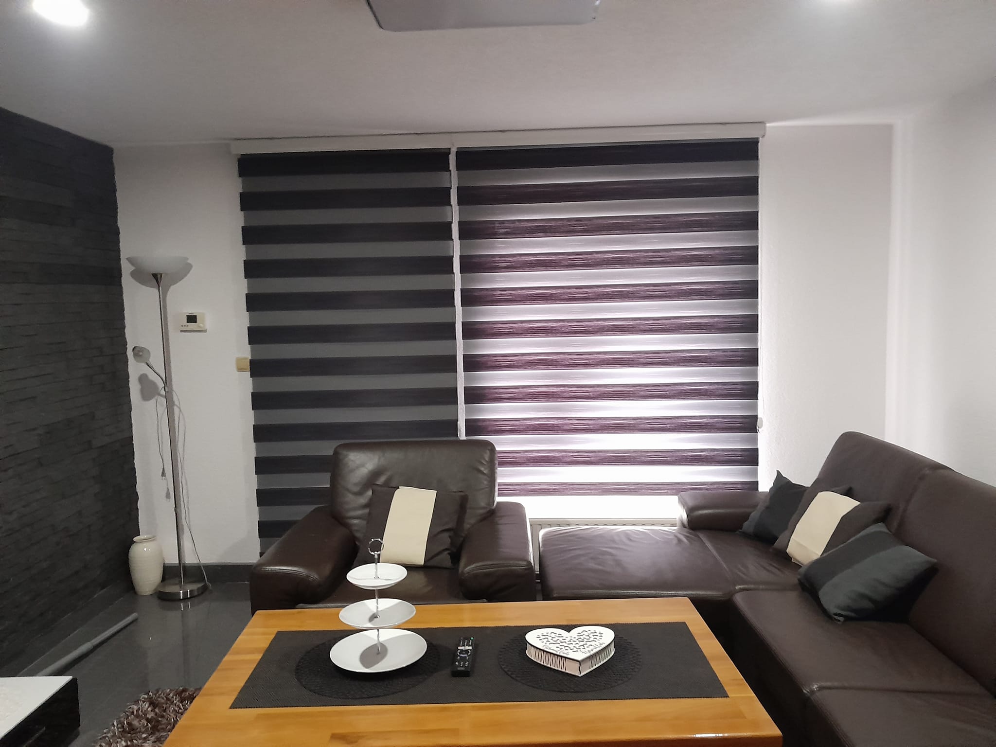 PVC prozor sa ALU roletnom